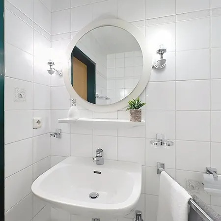 شقة Bergblick By Interhome *